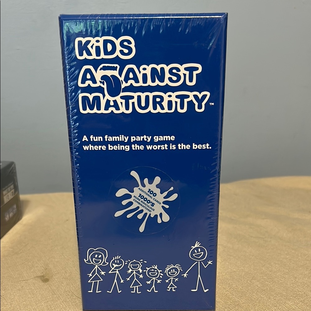 NWT Family Card Game - Blue